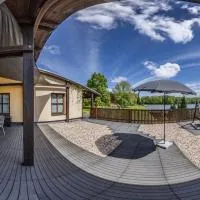 Ferienwohnung Seeblick، فندق في جريما