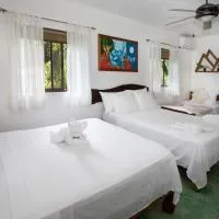 Villas Jacquelina, hotel em Quepos