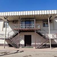 Sadaf Hotel, hotel near Zomin Airport - OMN, Guliston