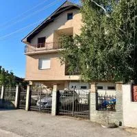 Travel Rest, hotell sihtkohas Bujanovac