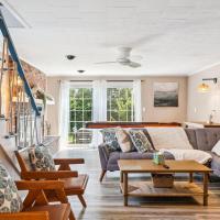 Steps to Beach Backyard Back Unit, hotel v destinaci Hampton