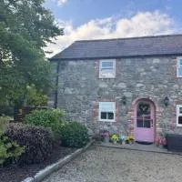 Loughanmore Court Cottage, hotel en Dundalk