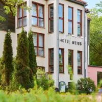 Hotel Weiss, хотел в Ангермюнде