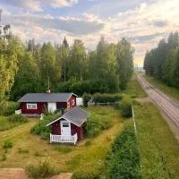 Vintage cabin - Sauna, grill, rural, close to lake & snowmobile trails, skiing, hotel em Boden