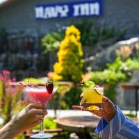 Navy Inn, hotel cerca de Aeropuerto de Estambul - IST, Arnavutköy