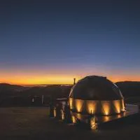 Refúgio nas Nuvens, Domo Omega Luxuoso com Fogo de Chão e Hidro Panorâmica, hotel u gradu Rancho Queimado