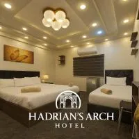 Hadrian's Arch, hotel Dzserasban
