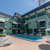 Pousada Cores do Mar | Conforto com Piscina em Bombinhas, хотел в Бомбиняс