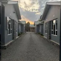 Le Parlour، فندق في Boma la Ngombe