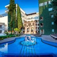 HOTEL & SPA MANSION SOLIS by HOTSSON, hotel em Morelia