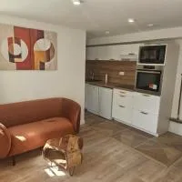 Maison Ethno Chic proche de Paris et d'Orly, hotel v destinaci Morangis