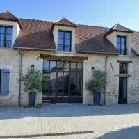 Lilau - Villa de charme avec parking et jardin près de Chantilly, Hotel in Gouvieux