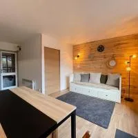 Appartement entièrement rénove aux pieds des pistes, hotel u gradu Aranjue