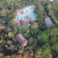 Pinewood Resort, Hotel in Karjat