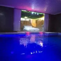 مسكن خاص داخل عماره بمسبح, hotel sa Taif