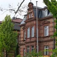Hotel Villa Brenner, hotel en Grünstadt