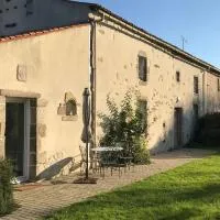 Domaine des Z'Ailés, hotel v destinácii Saint-Florent-des-Bois