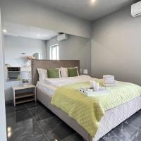Просторий сучасний світлий номер N4, hotel near Chernivtsi International Airport - CWC, Chernivtsi
