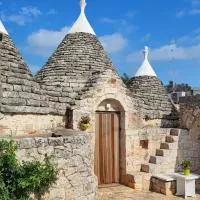 Trullo Amalia con piscina privata, hotell sihtkohas Latiano