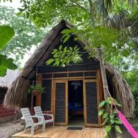 Hospedaje VILLA CRETA, ξενοδοχείο σε Puerto Limón