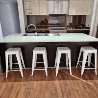 웨리비에 위치한 호텔 Entire 4 bedroom house in Werrribee, Australia