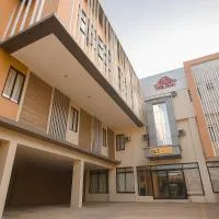 DLT Suites Cebu powered by Cocotel, готель у місті Minglanilla