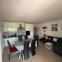 Apartmani Ivanić, hotel en Lopar