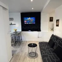 COCON Cosy - Free Parking - City Center - fibre, hotel ad Arpajon