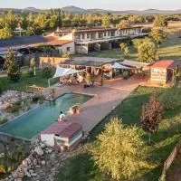 Hotel Albergue Bioclimático Sabinares del Arlanza, מלון בPuentedura