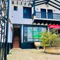 Posada Refugio Colonial، فندق في Cucunubá