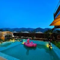 Qingqian Guanshan Swimming Pool Private Hot Spring B&B, hotel v destinácii Xi'an
