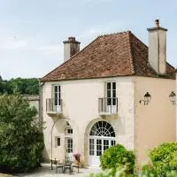 Pavillon de l'octroi du Château de Tavannes, готель у місті Езе-сюр-Сен