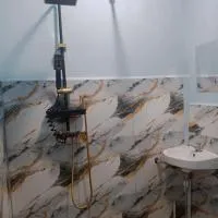 Viesnīca Wel home stay pilsētā Pulau Gilimota