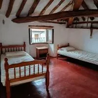 Casa de peregrinos La PerlaNegra, hotel a Azqueta