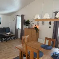 Strand 18b, hotel Grebbestadban