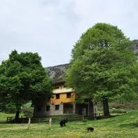 Albergue Fayacava, hotel a Melendreros