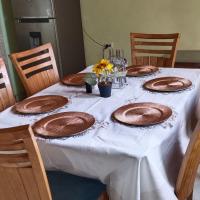 CASA EN EL BARRIO CÁNDIDO CERCA AL CC ÚNICO y AL AEROPUERTO, hotel near Benito Salas Airport - NVA, Neiva