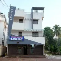 Shwetha Lodge, hotel en Kollūru