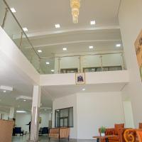 Emirates Hotel, hotel near Ondangwa Airport - OND, Ondangwa