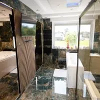 Suites Aix la Chapelle, Exclusive Apartments, Wellness and more, Aachen Eilendorf, hotel a Aachen