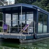 Rybakówka Houseboats Domki na wodzie, hotel din Sokole-Kuźnica