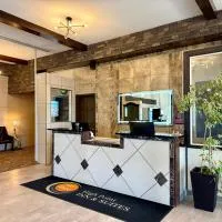 High Point Inn & Suites Peace River, מלון בPeace River