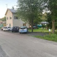 Mäntyharju center, private rooms with kitchen or entire 88m2 apartment, Hotel in Mäntyharju