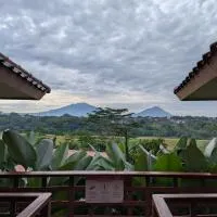 Kasuari Exotic Resort Magelang, hotel sa Magelang