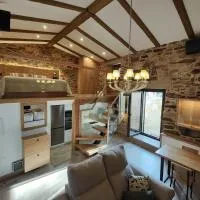 A Casa de Salvador - retiro rural con alma gallega, hotelli kohteessa Vedra
