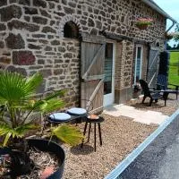 Petit Maison, hotel en Saint-Aubin-Fosse-Louvain