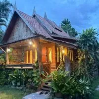 สวนถัง คันทรี่โอม, hotel din Ban Chabian