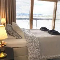 Sky Studio - free parking and lake view, Hotel in Jyväskylä