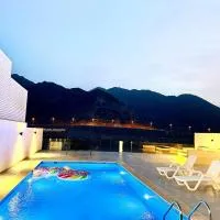 Lux 3BR Villa, Sea Views & Pool, отель в городе Sharm