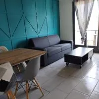 T2 moderne proche centre avec balcon et wifi, ξενοδοχείο σε Σαιν-Λο